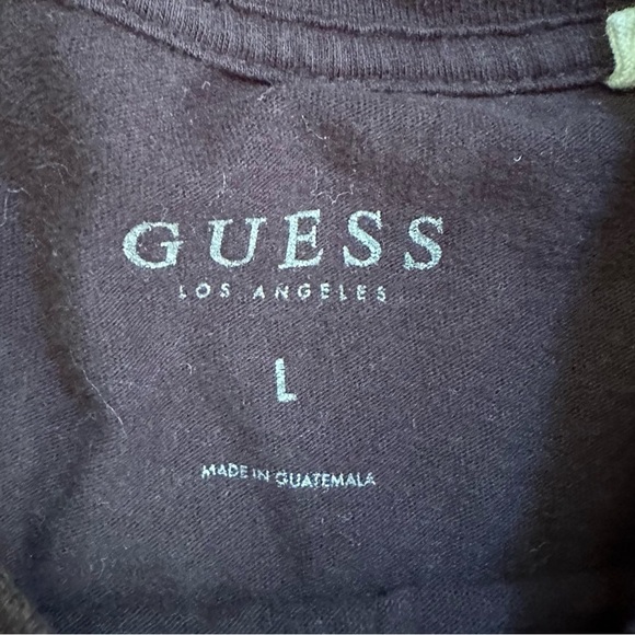 Guess Roses T-Shirt - Picture 4 of 4